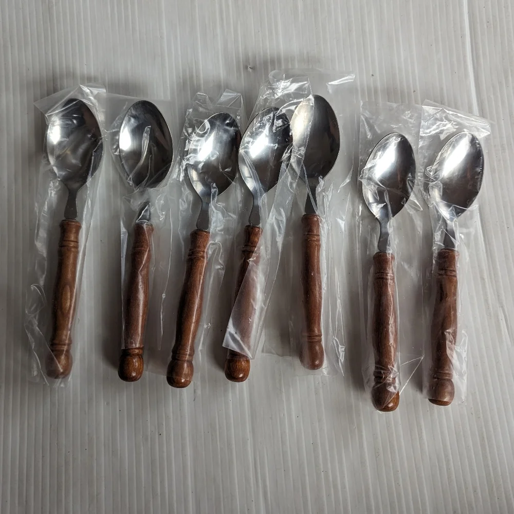 Old Homestead Style Wooden Handle Stainless Steel Flatwear